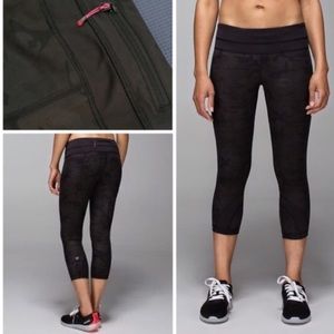 Lululemon Run Inspire Crop Leggings- Black camo